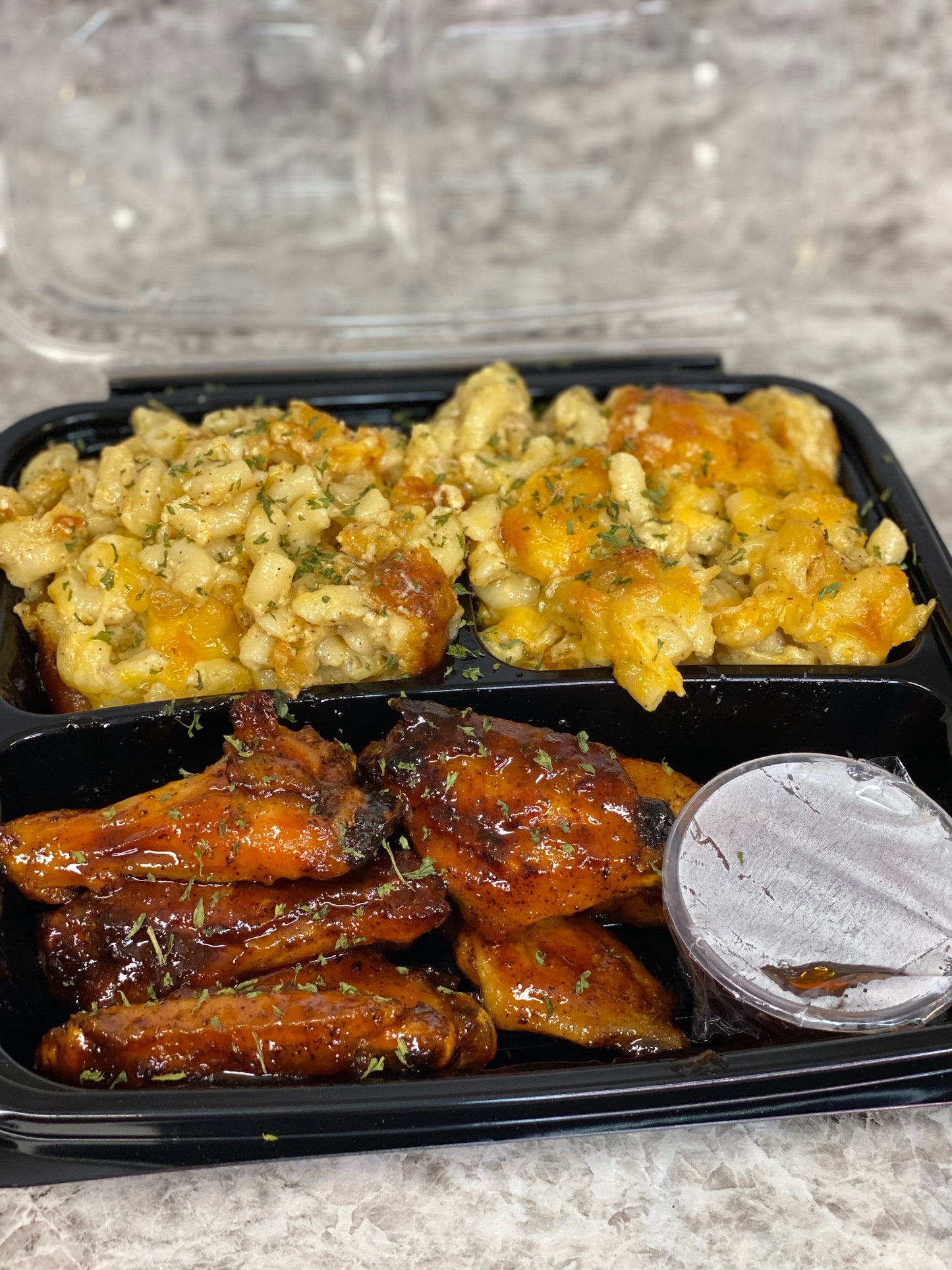 10pc Dai Wing w/ 2 Homemade Sides